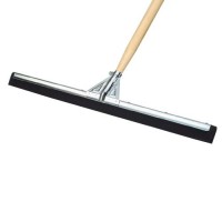 Carlisle 30 Inch Foam Rubber Moss Squeegee with Handle