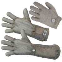 Workhorse Metal Mesh Gloves with Spring Closure are available with three cuff lengths.