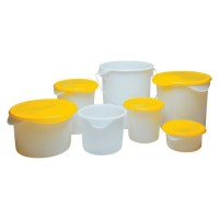 https://www.bunzlpd.com/media/catalog/product/cache/1/small_image/200x200/9df78eab33525d08d6e5fb8d27136e95/1/7/177020241-rubbermaid-food-storage-containers_2.jpg